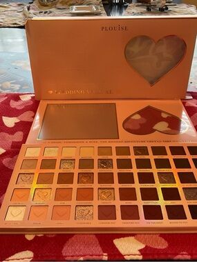 Plouise The Bridal Series Peach & Warm Neutral Eyeshadow Collection